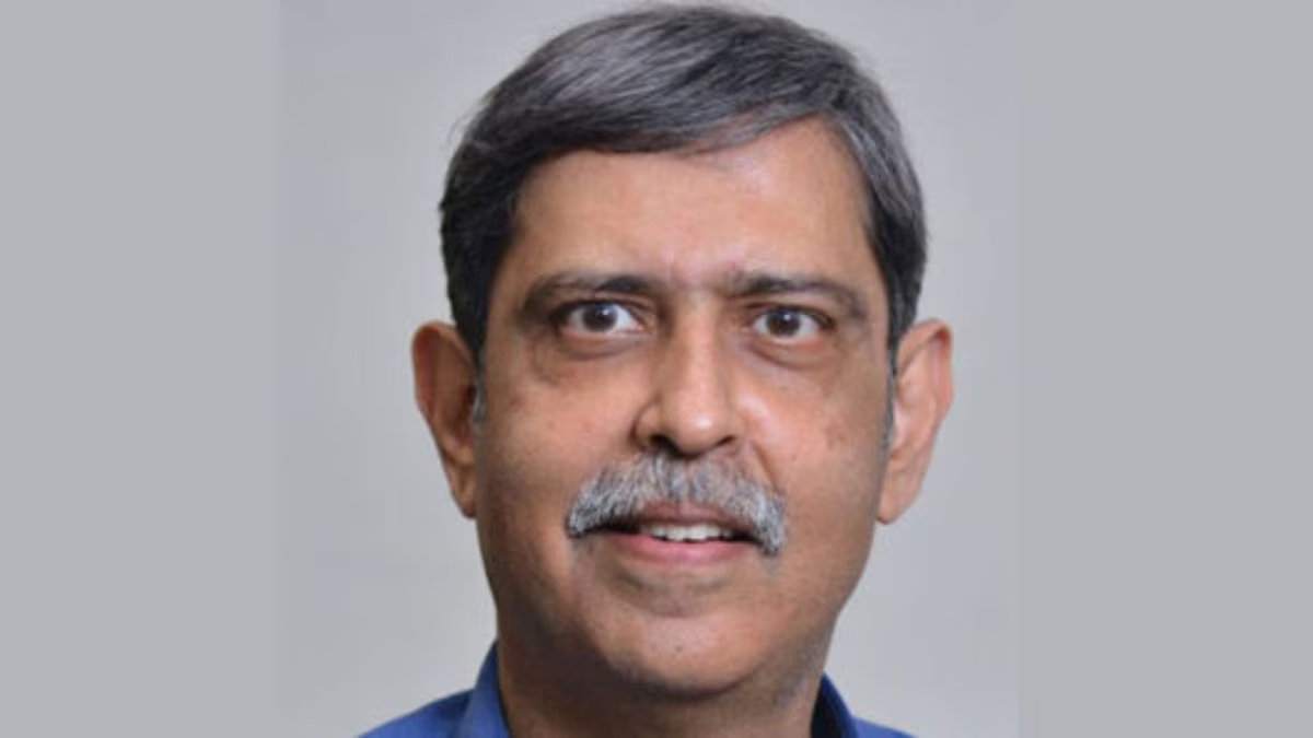 Dr Nikhil Tandon